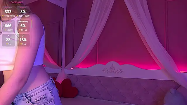 EmmaCamm's cam snapshot