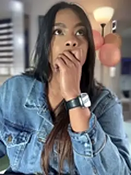 _caroline_jackson_'s cam snapshot