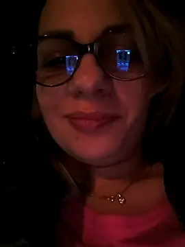 mariahotgirl's cam snapshot