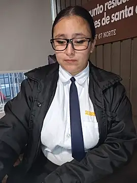 Cute_Penelope's cam snapshot