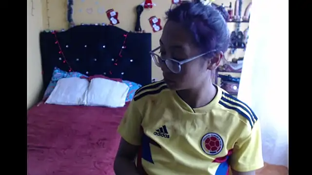 Violet_And_Smith's cam snapshot