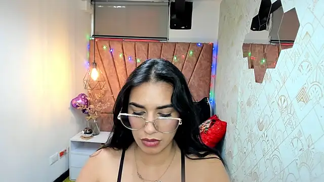 Lia_Blake_'s cam snapshot