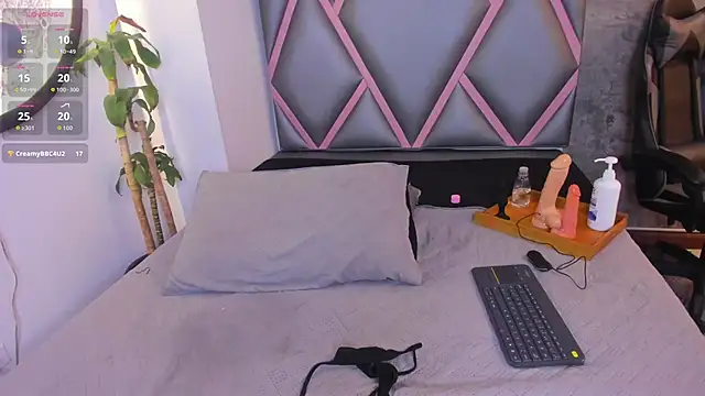 Nicole2507's cam snapshot