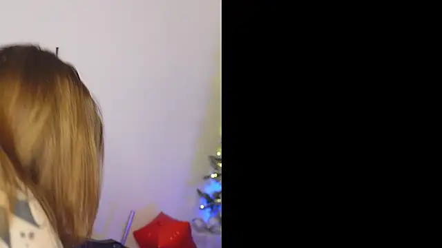 Tattitude_'s cam snapshot