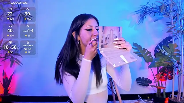 itsmroom_'s cam snapshot