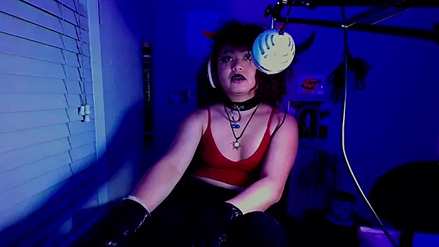 DemonessAzazel's cam snapshot