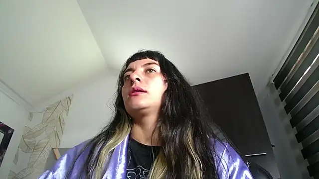 Naughty_Kittenm's cam snapshot