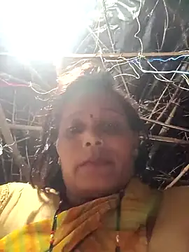 cute_diya_12's cam snapshot