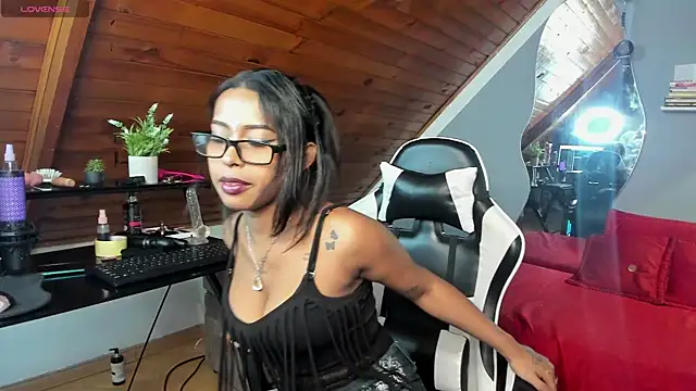 lilith_sanz's cam snapshot