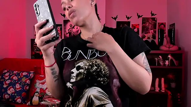 lilith-deveraux's cam snapshot