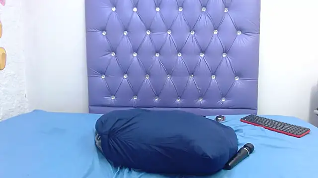 LolaTwerksXX's cam snapshot