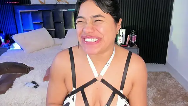 Issafoxx's cam snapshot