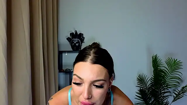 Raven_Ink's cam snapshot