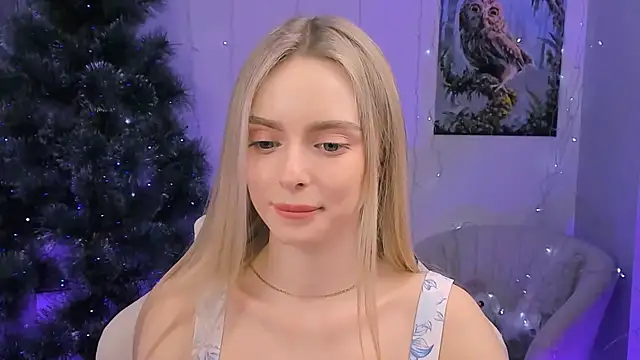 JuliaBrewwer's cam snapshot