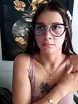 CharlotteSex_'s cam snapshot