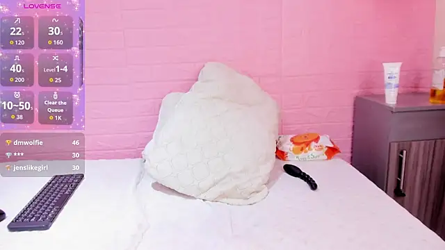 AlexandraMiller's cam snapshot