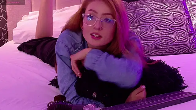 danielamilles's cam snapshot