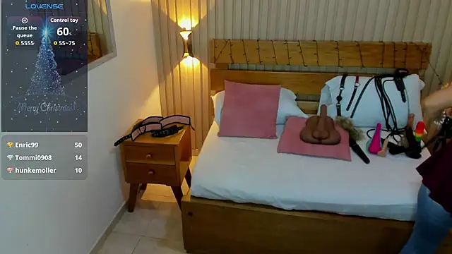 luciana_ballesteros_'s cam snapshot