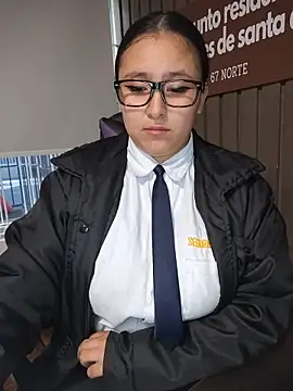 Cute_Penelope's cam snapshot