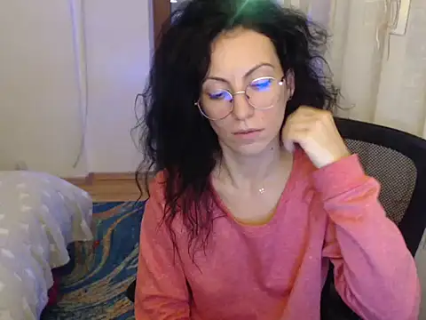 Emmatoo's cam snapshot