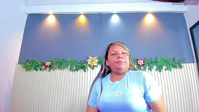 Aida-nicolle's cam snapshot