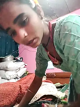 R_Roshni's cam snapshot