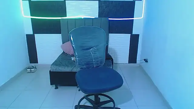 lia_rose_6's cam snapshot