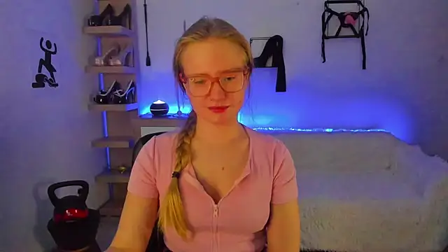 NancyHottie's cam snapshot