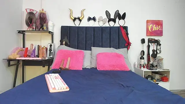 emmily_giraldo's cam snapshot