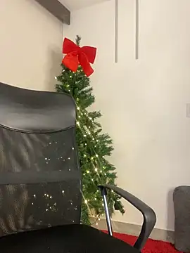 ParisSalvatore's cam snapshot