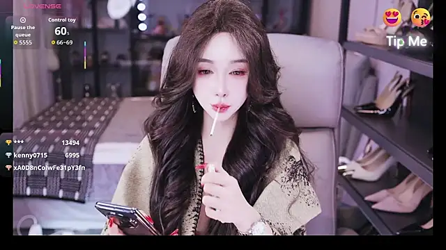 Liora-'s cam snapshot