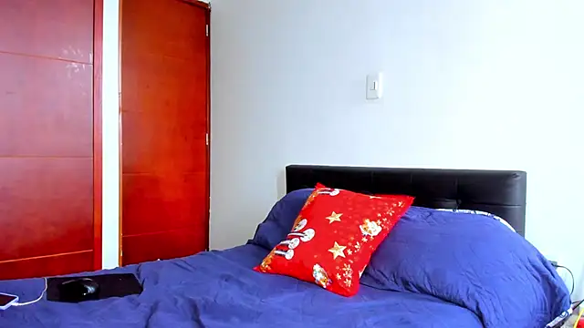 Antonnella_3's cam snapshot