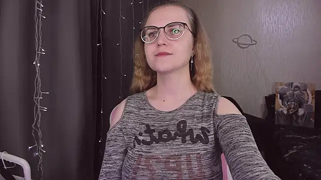 MissBrightShine's cam snapshot