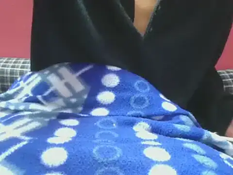 Studfromdelhi's cam snapshot