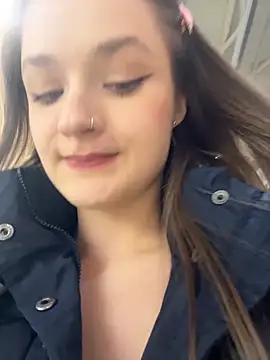 KittyQueeny live sex cam