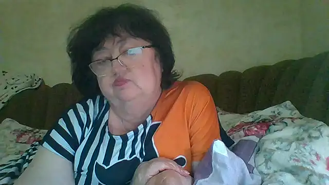 MilaSky5303's cam snapshot