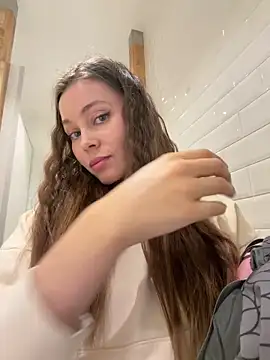 nicole111's cam snapshot