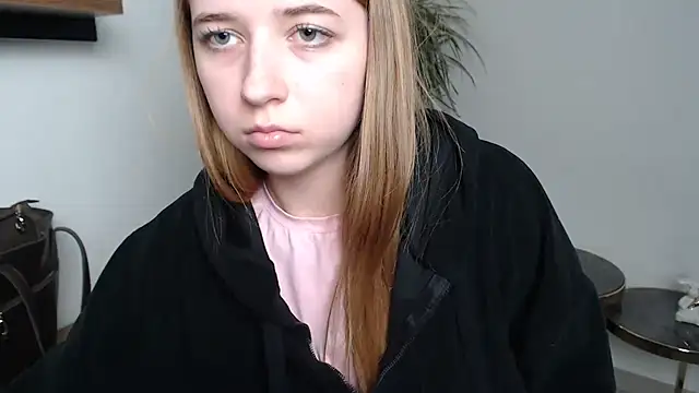 SweetBellaa_'s cam snapshot