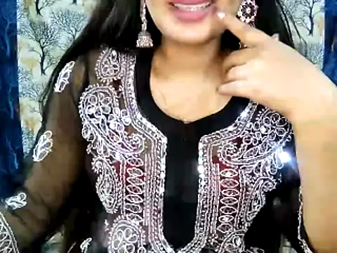 Aarvi_Arora's cam snapshot