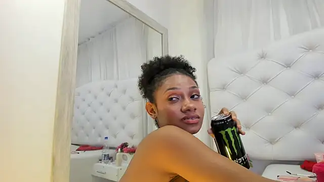 kamii_arias's cam snapshot