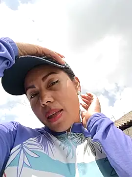 _andrea30 live sex cam