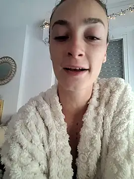 Martyca_Beee's cam snapshot