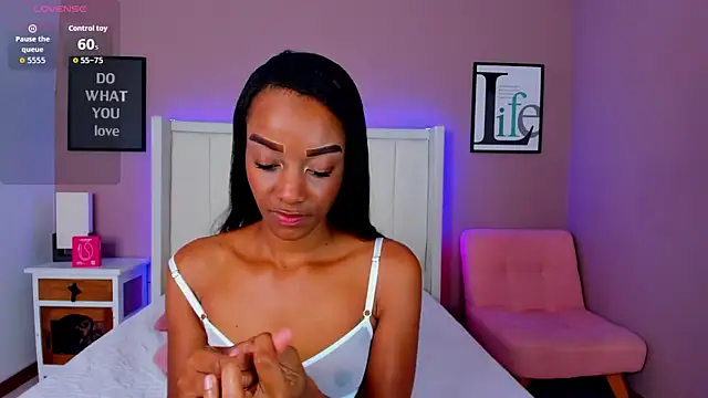 SandyAdaeze's cam snapshot