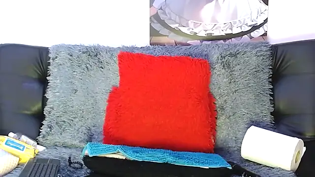 LAHILA_COOPERR's cam snapshot