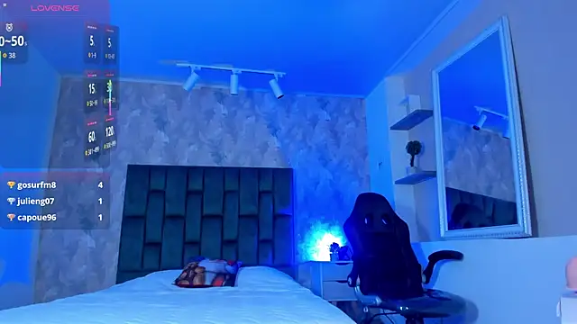 april_dumont's cam snapshot