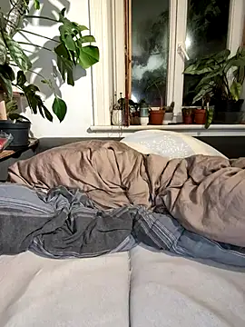 FayeFlame's cam snapshot