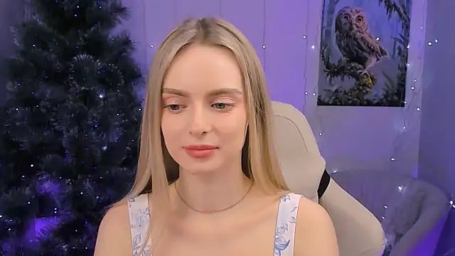 JuliaBrewwer's cam snapshot