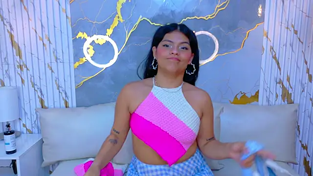 NIKIBUNNY's cam snapshot