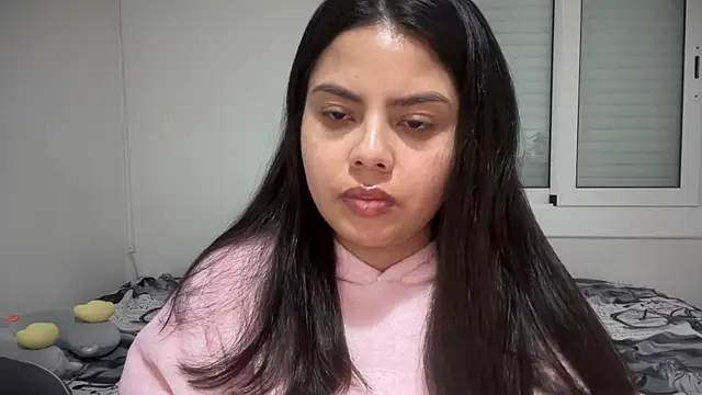 naughty__alexia's cam snapshot