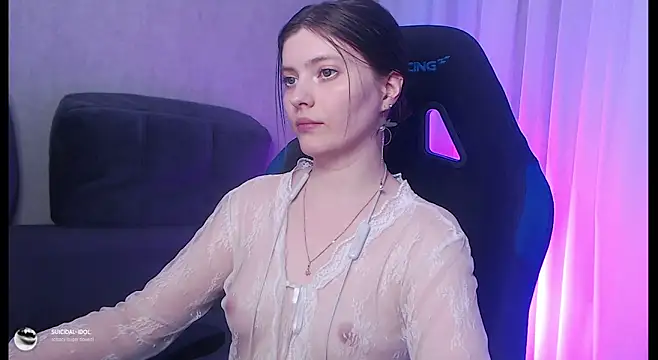 cute_mushroom's cam snapshot